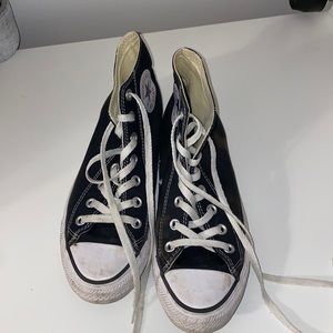 Black converse